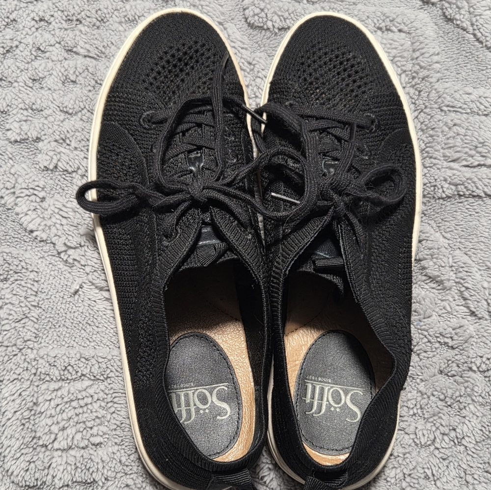 Women's Black Knit Sneakers